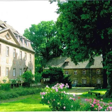 Schloss Zingst Haus 2 Ferienhaus Querfurt